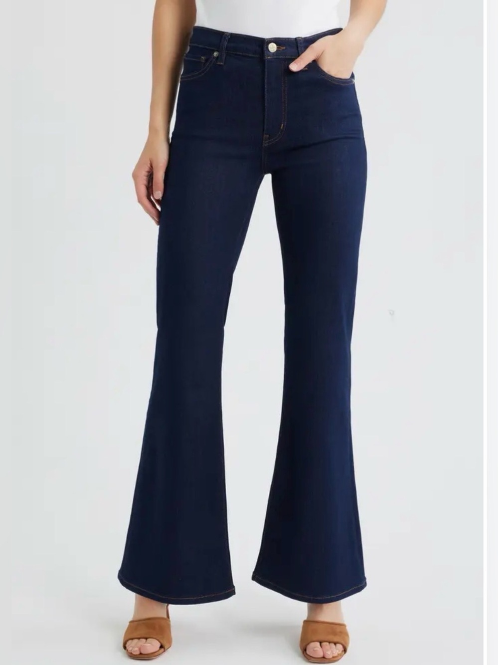 FRAME The Pixie Icon Jeans in Rinse Blue Mid Rise Flare Wide Leg Size 28
